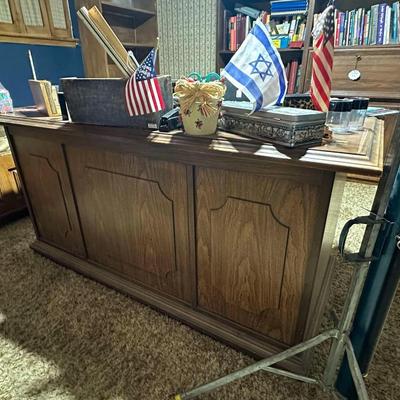 Lot 27: Eagle, Furniture, Books & More