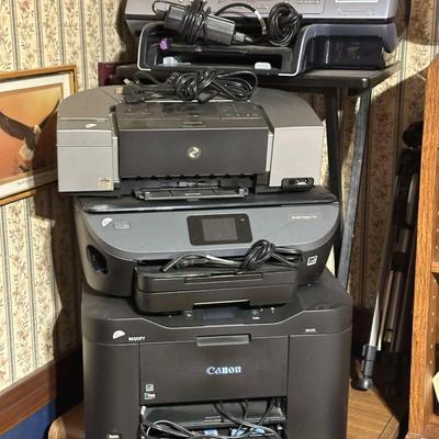 Lot 29: Desk, Electronics & More