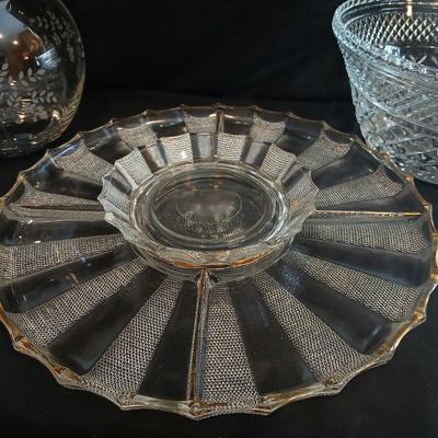 Jeannette Dewdrop serving tray Anchor hocking fruit bowl and decorative glass canister / jar with lid