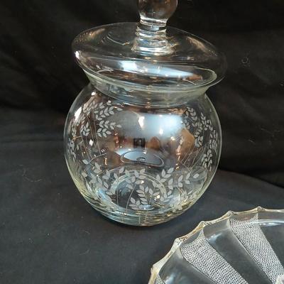 Jeannette Dewdrop serving tray Anchor hocking fruit bowl and decorative glass canister / jar with lid