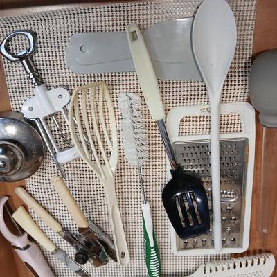 White Kitchen utensils