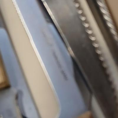 Wooden handled Kitchen knives and wooden handled utensils