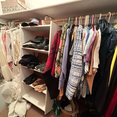 Lot 31: Clothing Collection