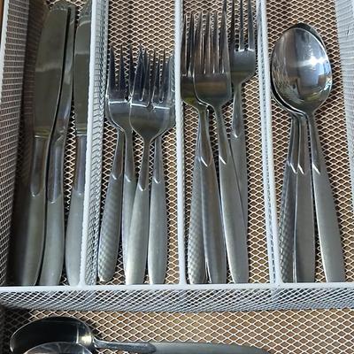 Cambridge stainless Flatware - 20-piece set + extras!