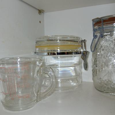 Jars - Tupperware food storage containers and other plastic storage containers