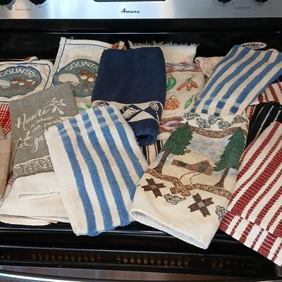 Kitchen hand towels, linens, dish cloths, and hot pads
