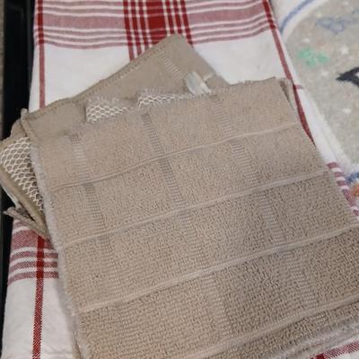 Kitchen hand towels, linens, dish cloths, and hot pads