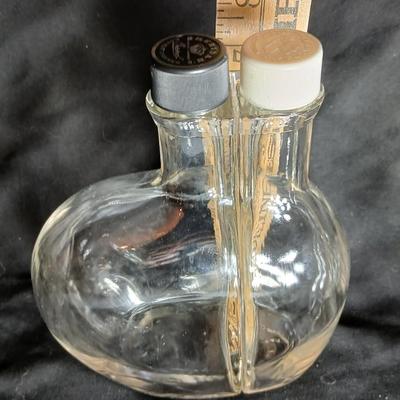 Sheridan Original Double Liqueur bottle and a Damiana nude decanter