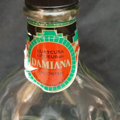 Sheridan Original Double Liqueur bottle and a Damiana nude decanter