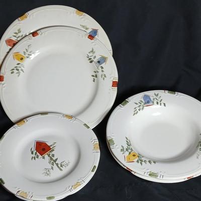 Pfaltzgraff bird house dish set for 2