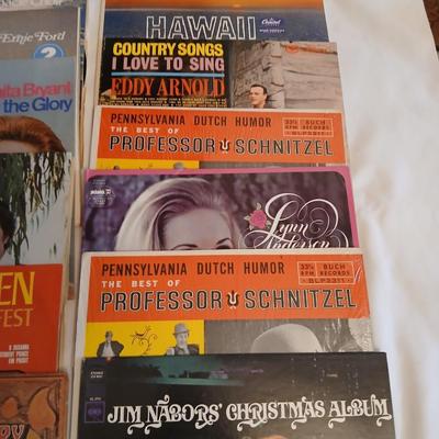 Bundle of vintage LP Albums Records are fun!