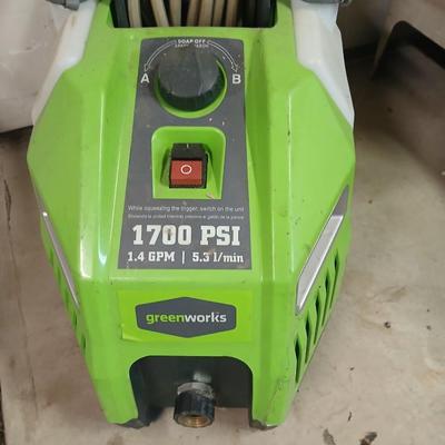 Green works 1700 PSI 1.4 GPM Pressure washer with wand and tips
