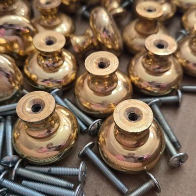 Brass Furniture or Cabinet Knobs Lot