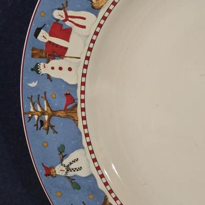 Sakura Snowmen Dinner Plates (4) and 2 Tier Stand