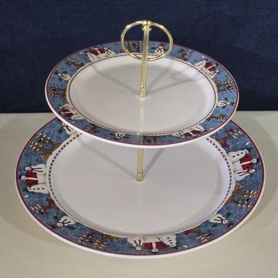 Sakura Snowmen Dinner Plates (4) and 2 Tier Stand