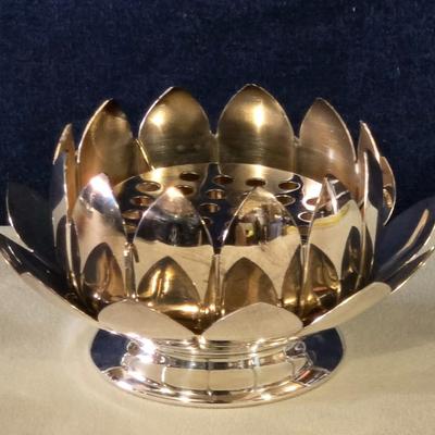 Leonard Silver Plate Flower Frog Set