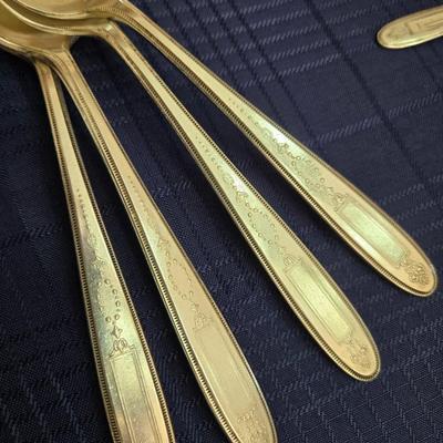 W.M. Rogers Silverplate Flatware Set