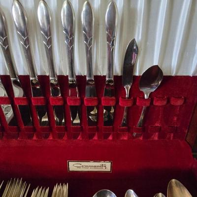 Community Silverplate Flateware Set with Box