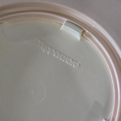 Tupperware Set