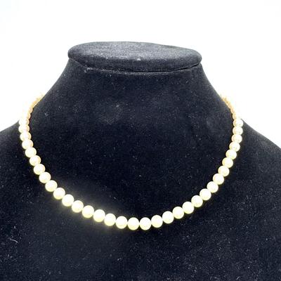 783 Ladies Mikimoto 6mm Pearl Necklace 18"