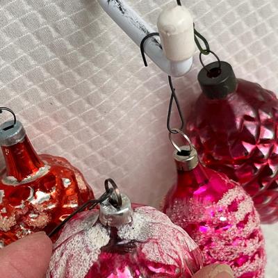 Lot 350 Vintage ornaments #41