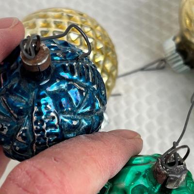 Lot 360 Vintage ornaments #50