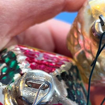 Lot 398 Vintage ornaments #74
