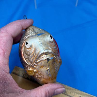 Lot 401 Large Fish ornament