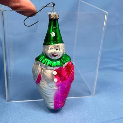 Lot 410 Clown