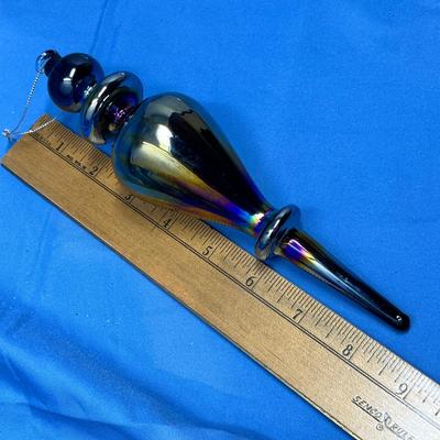 Lot 417 Studio Glass ornament
