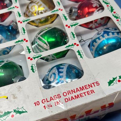 Lot 422 Box of Stencil Ornaments