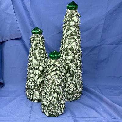 Lot 432 Quilt Christmas trees