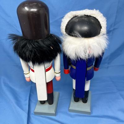 Lot 434 Soldiers Nut Crackers