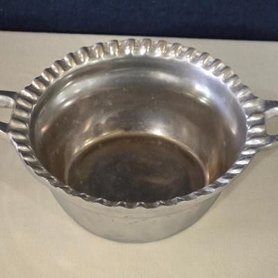 Aluminum Ribbon Edge Bowl with Handles