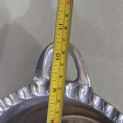 Aluminum Ribbon Edge Bowl with Handles