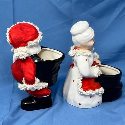 Lot 438 Santa & Mrs Claus