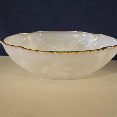 Gold Gilt Edge Milk Glass Set