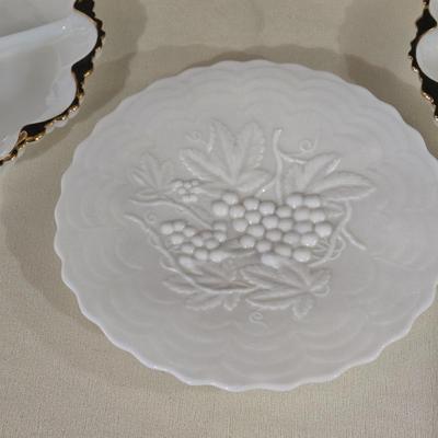Gold Gilt Edge Milk Glass Set