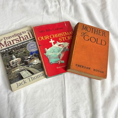 Local/Regional AVL Books & Advertising (LR/MK)