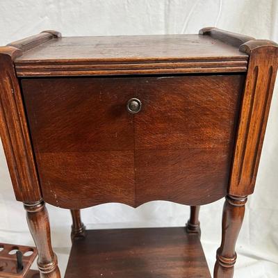 Humidor Table & More (O-MK)
