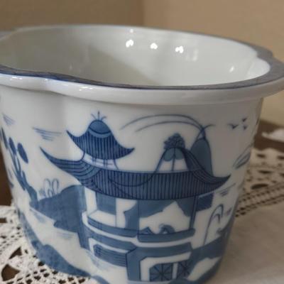 Mottahedeh Japan Design Bowl Made in Portugal