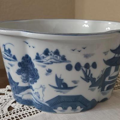 Mottahedeh Japan Design Bowl Made in Portugal