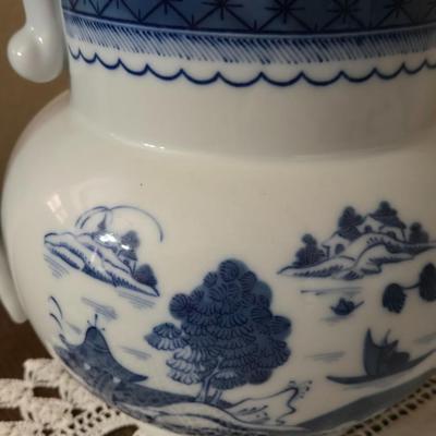 Mottahedeh Japanese Design Pitcher Made in Portugal