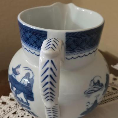 Mottahedeh Japanese Design Pitcher Made in Portugal