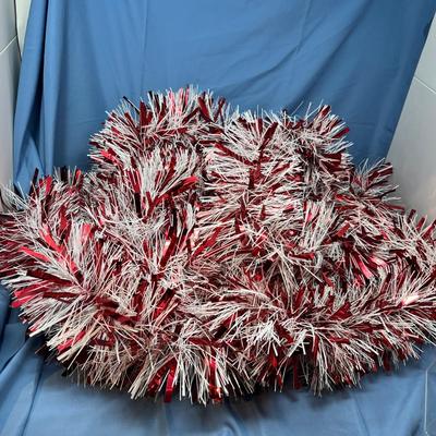 Lot 445 Candy Cane garland