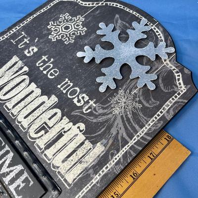 Lot 452 Snowman sign