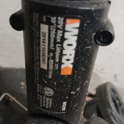 Worx 20-volt battery operated weed eater and leaf blower with 4 batteries and 1 charger