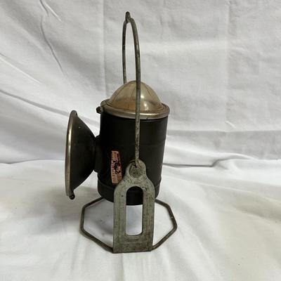 Delta Powerlite & More Railroad Lanterns (O-MK)