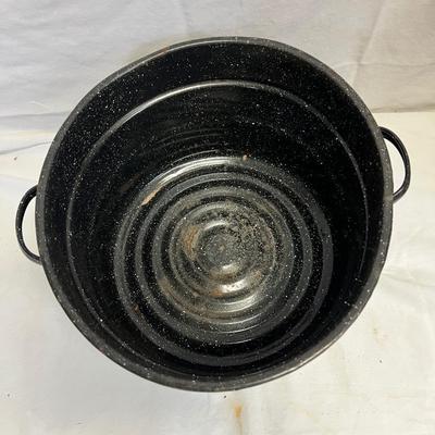 Assortment of Enameled Cookware & More (O-MK)
