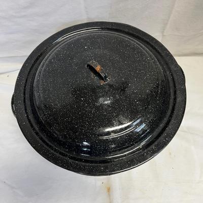 Assortment of Enameled Cookware & More (O-MK)